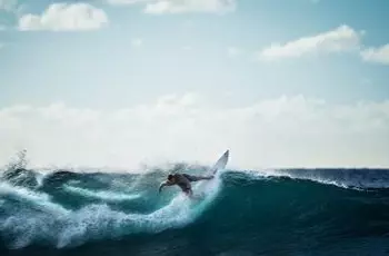 surfing-926822_1920-2-1